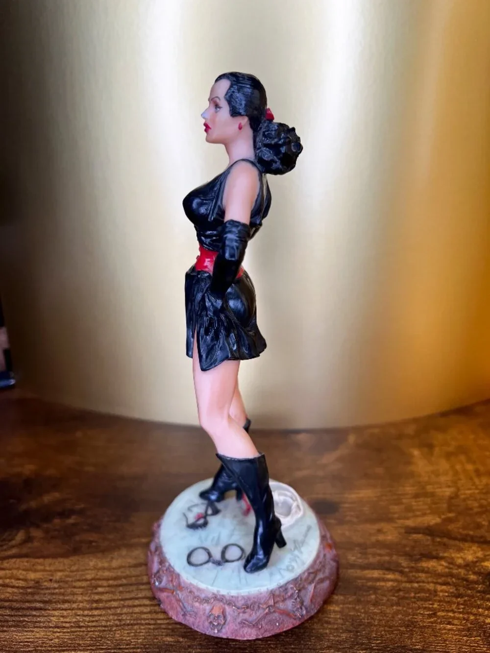 VINTAGE DOMINARTIX DOMINA STATUE .MAQUETTE